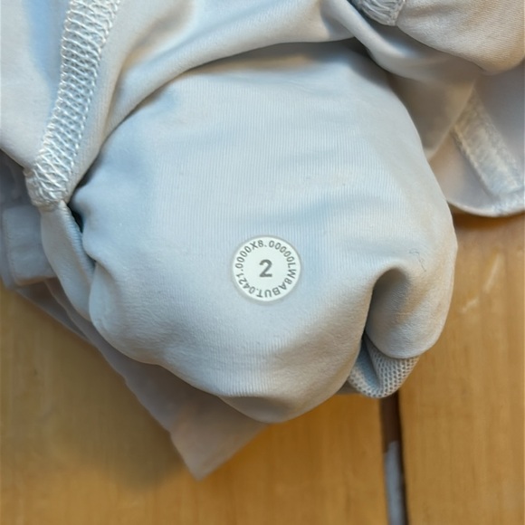 Lululemon court rival high-rise skirt - Picture 3 of 3